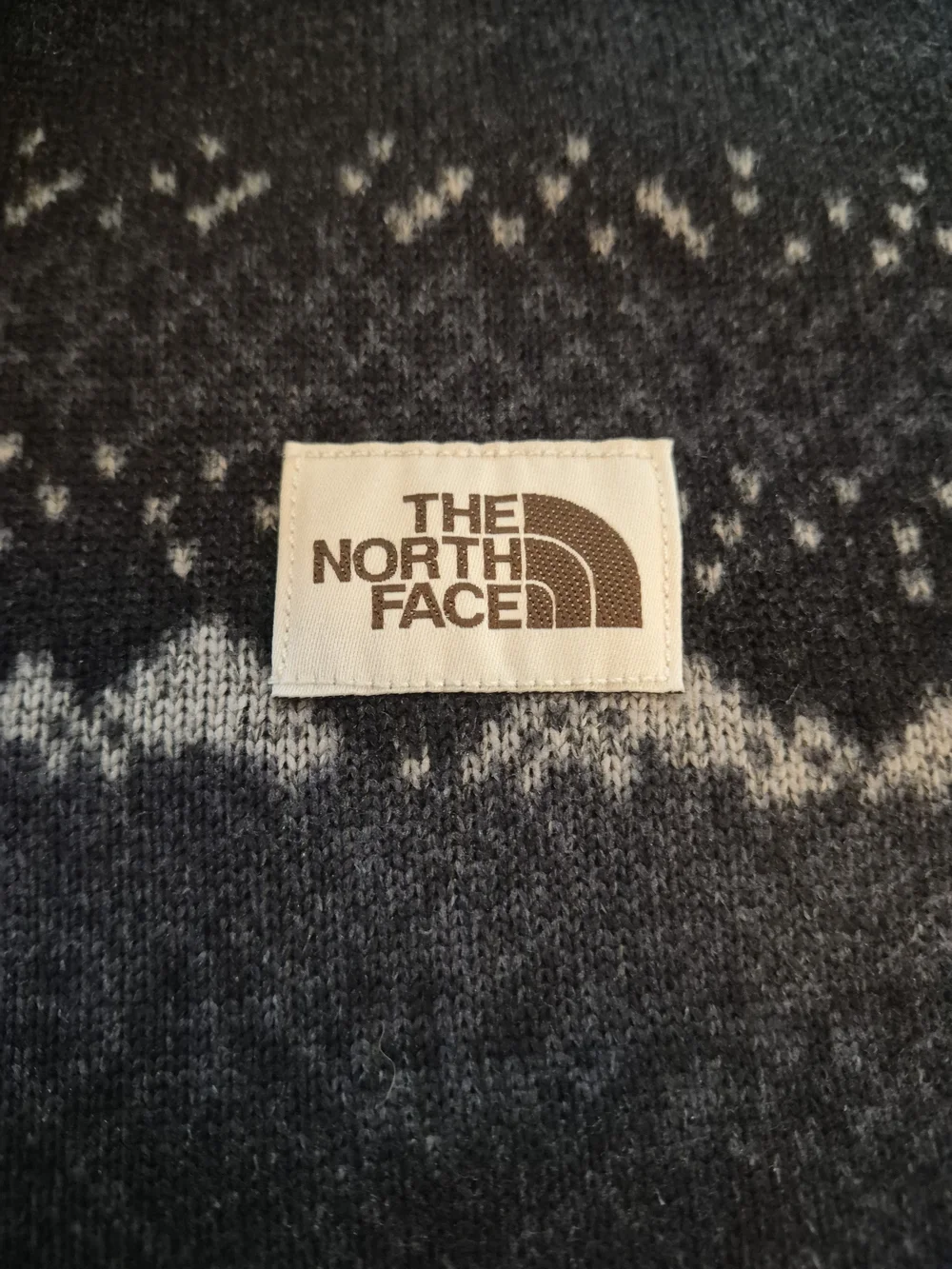 The North Face Men's Gordon Lyons  Gray & Blac Patterned Half-Zip Fleece Sweater